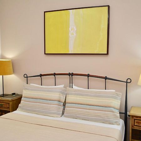 Troumpas Family Rooms & Apartments เลโอนีดีออน ภายนอก รูปภาพ