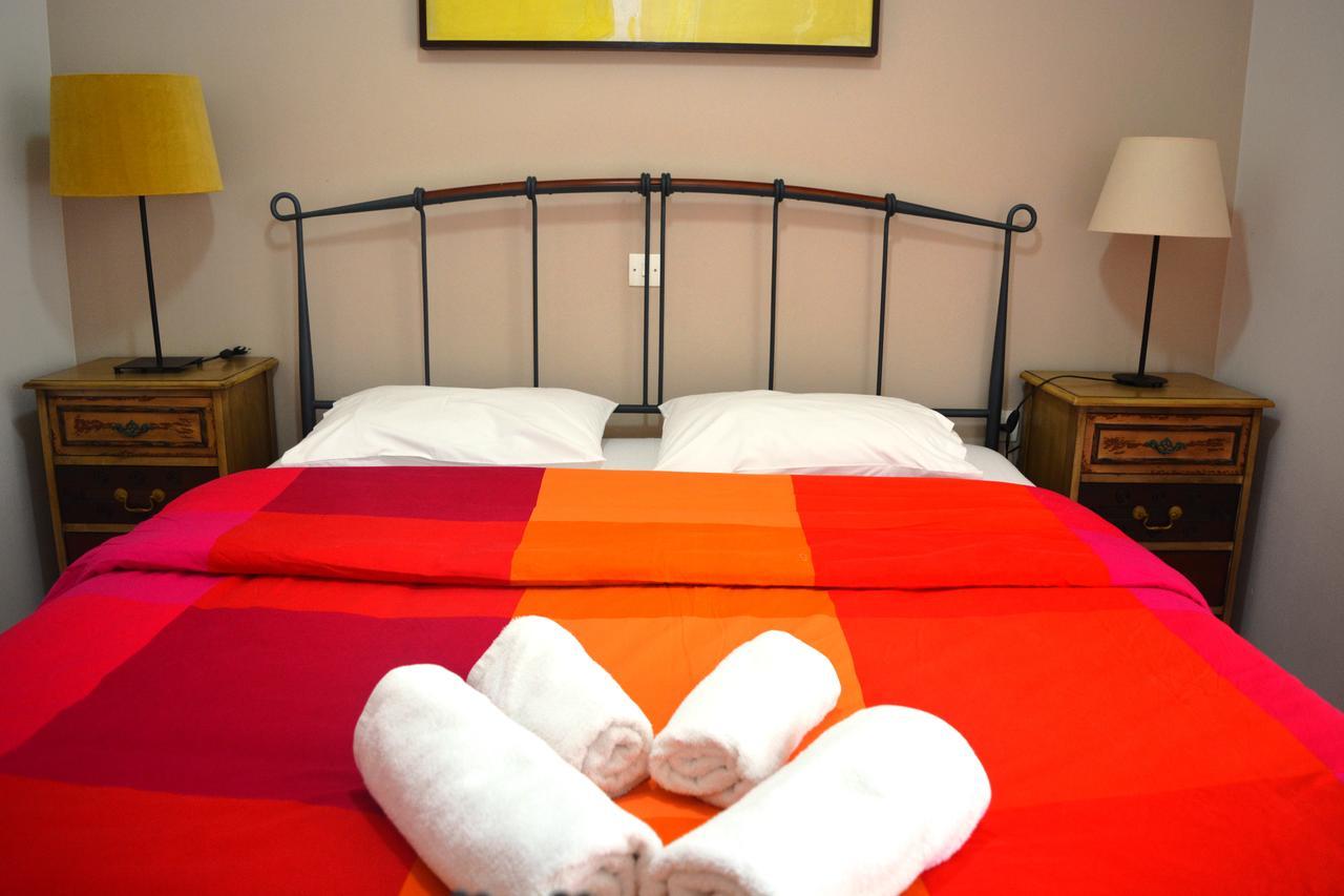 Troumpas Family Rooms & Apartments เลโอนีดีออน ภายนอก รูปภาพ